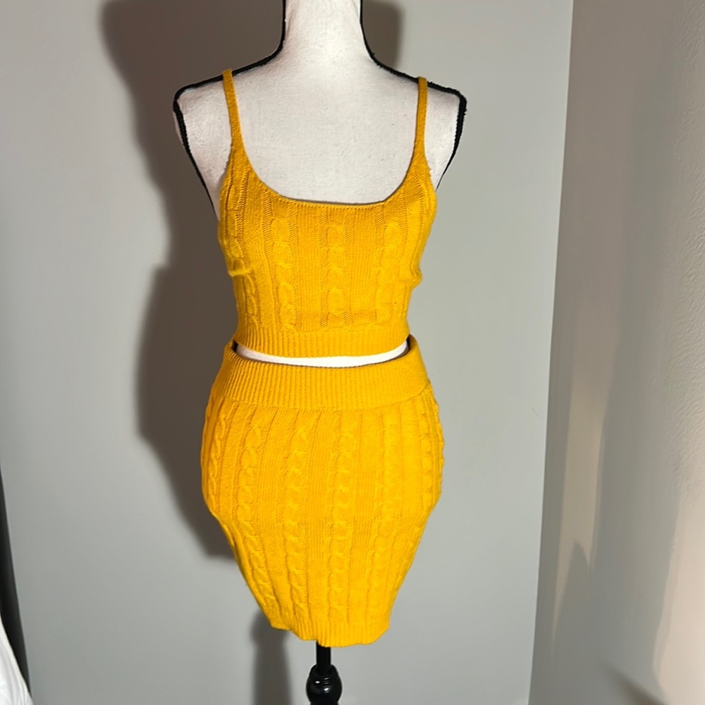 FASHION HOUSE 2pc Yellow Sweater Set